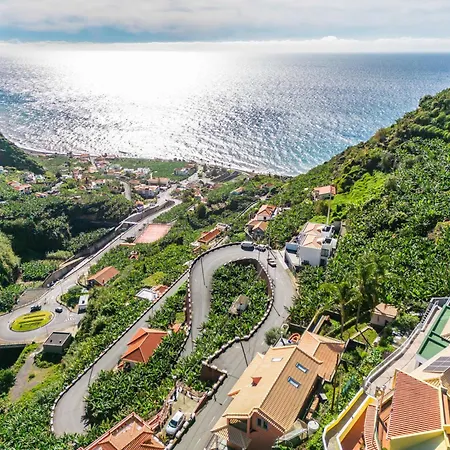 Stunning View Set In Nature - Recanto Of The Sea Holiday home Ponta do Sol (Madeira)
