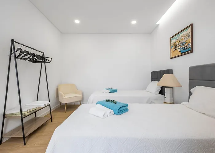 Stunning View Set In Nature - Recanto Of The Sea