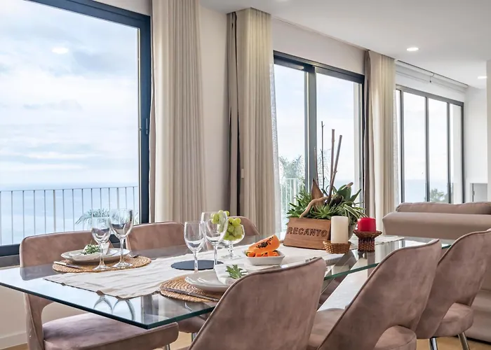 Stunning View Set In Nature - Recanto Of The Sea *