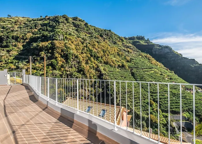 Stunning View Set In Nature - Recanto Of The Sea * Ponta do Sol (Madeira)